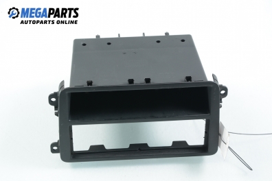 Централна конзола за Volkswagen Golf V Hatchback (10.2003 - 02.2009), № 1K0 857 058 A