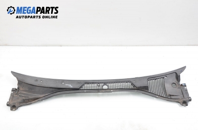 Кора под чистачки за Toyota Avensis Sedan I (09.1997 - 02.2003), седан