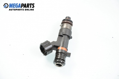 Дюза бензин за Nissan Micra III Hatchback (01.2003 - 06.2010) 1.0 16V, 65 к.с.