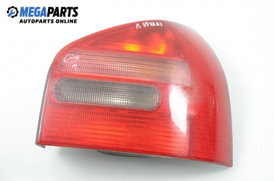 Стоп за Audi A3 Hatchback I (09.1996 - 05.2003), позиция: дясна
