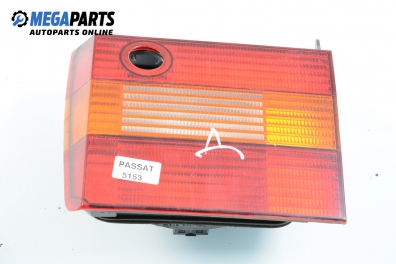 Вътрешен стоп за Volkswagen Passat Sedan B3, B4 (02.1988 - 12.1997), седан, позиция: дясна, Hella