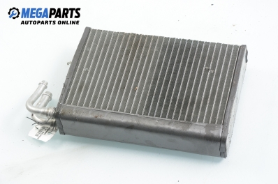 Вътрешен радиатор климатик за Land Rover Range Rover III SUV (03.2002 - 08.2012) 4.4 4x4, 286 к.с.