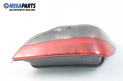 Стоп за Peugeot 406 Sedan (08.1995 - 01.2005), седан, позиция: дясна