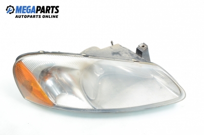 Фар за Chrysler Sebring Sedan (09.2000 - 06.2007), седан, позиция: дясна