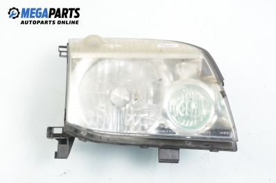 Фар за Nissan X-Trail I SUV (06.2001 - 01.2013), позиция: дясна