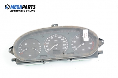 Километраж за Renault Megane Scenic (10.1996 - 12.2001) 1.6 e (JA0F), 90 к.с.