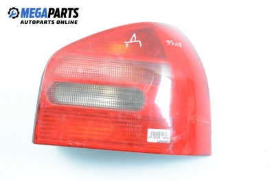 Стоп за Audi A3 Hatchback I (09.1996 - 05.2003), позиция: дясна