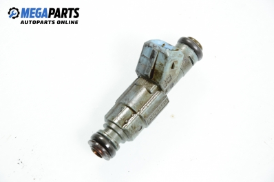 Дюза бензин за Volvo V70 II Estate (11.1999 - 12.2008) 2.3 T5, 250 к.с., № Bosch 0 280 155 830 / 9186060