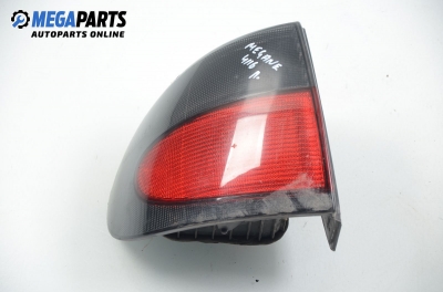 Стоп за Renault Megane I Classic Sedan (09.1996 - 08.2003), седан, позиция: лява