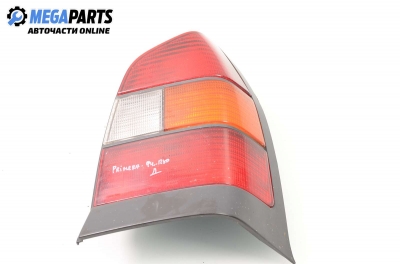Стоп за Nissan Primera Hatchback I (06.1990 - 06.1996), хечбек, позиция: дясна