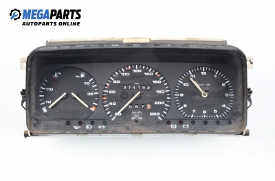 Километраж за Volkswagen Passat Sedan B3, B4 (02.1988 - 12.1997) 1.8, 90 к.с.