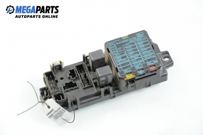 Бушонно табло за Mitsubishi Space Runner Minivan I (10.1991 - 08.1999) 1.8 (N11W), 122 к.с., № MB818979