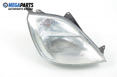 Фар за Ford Fiesta V Hatchback (11.2001 - 03.2010), позиция: дясна