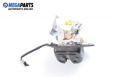 Брава заден капак за Nissan Almera II Hatchback (01.2000 - 12.2006), хечбек