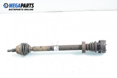 Полуоска за Volkswagen Golf III Hatchback (08.1991 - 07.1998) 2.0, 115 к.с., позиция: дясна