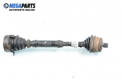 Полуоска за Volkswagen Passat Variant B5 (05.1997 - 12.2001) 1.8 T, 150 к.с., позиция: предна, лява