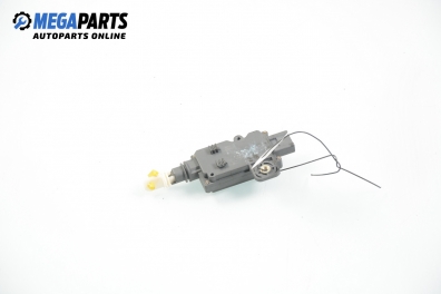 Ключалка за капачката на резервоара за Nissan Primera Hatchback II (06.1996 - 07.2002), хечбек