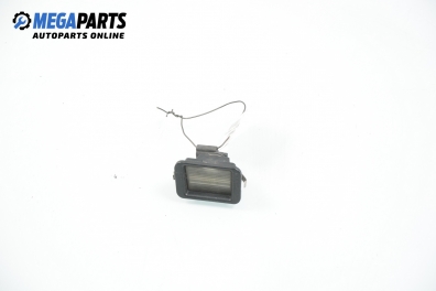 Плафон заден номер за Nissan Primera (P11) 1.8 16V, 114 к.с., хечбек, 2000 г., позиция: лява