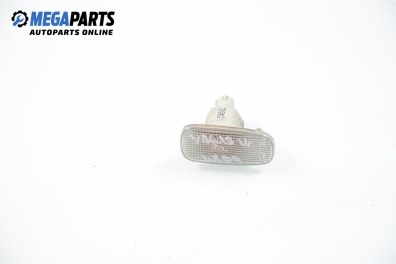 Мигач за Toyota Yaris Verso (08.1999 - 09.2005), позиция: лява