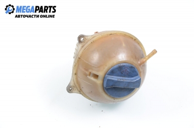 Казанче за антифриз за Volkswagen Passat Sedan B3, B4 (02.1988 - 12.1997) 1.8, 90 к.с.