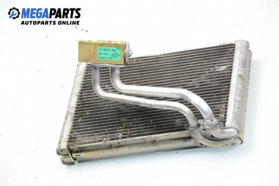 Вътрешен радиатор климатик за Fiat Punto Grande Punto (06.2005 - 07.2012) 1.3 D Multijet, 75 к.с., № A 311 006 00
