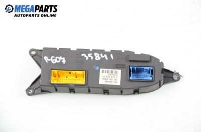 Комфорт модул за Peugeot 607 Sedan (01.2000 - 07.2010), № 9641086480