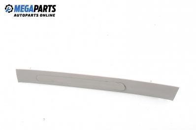 Интериорна пластмаса за Ford Focus II Estate (07.2004 - 09.2012), 4+1 вр., комби, позиция: предна