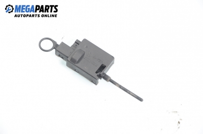 Ключалка за капачката на резервоара за Renault Laguna II Hatchback (03.2001 - 12.2007), хечбек