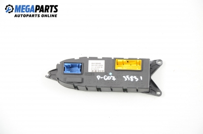 Комфорт модул за Peugeot 607 Sedan (01.2000 - 07.2010), № 9641086480