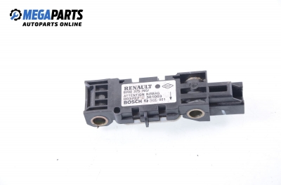 Сензор airbag за Renault Clio II Hatchback (09.1998 - 09.2005), № 8200 375 765