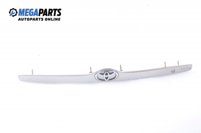 Лайсна заден капак за Toyota Corolla Verso I (09.2001 - 05.2004)