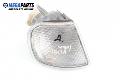 Мигач за Seat Ibiza II Hatchback (03.1993 - 05.2002), позиция: дясна