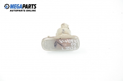 Мигач за Toyota Yaris Verso (08.1999 - 09.2005), позиция: лява