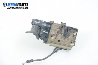 Брава на врата за Renault Megane II Hatchback (07.2001 - 10.2012), позиция: предна, лява
