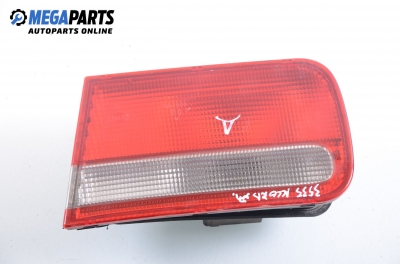 Вътрешен стоп за Honda Accord V Sedan (06.1992 - 12.1997), седан, позиция: дясна