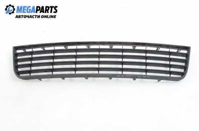 Решетка в броня за Volkswagen Golf V Hatchback (10.2003 - 02.2009), хечбек, позиция: предна