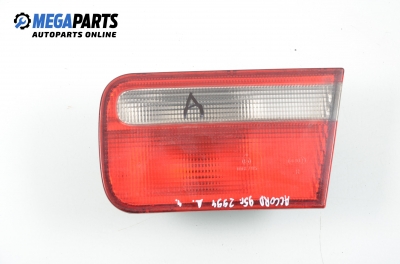 Вътрешен стоп за Honda Accord V Sedan (06.1992 - 12.1997), седан, позиция: дясна