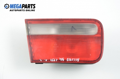 Вътрешен стоп за Honda Accord V Sedan (06.1992 - 12.1997), седан, позиция: лява