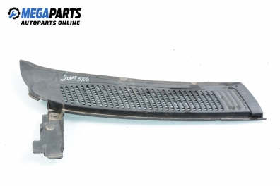 Кора под чистачки за Renault Megane I Coach (03.1996 - 08.2003), купе, позиция: дясна