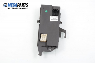 Комфорт модул за Renault Espace IV Minivan (11.2002 - 02.2015), № 8200029726B
