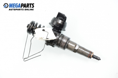 Дюза дизел за Volkswagen Golf V Hatchback (10.2003 - 02.2009) 2.0 SDI, 75 к.с., № 038 130 073 AS
