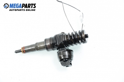 Дюза дизел за Volkswagen Golf V Hatchback (10.2003 - 02.2009) 2.0 SDI, 75 к.с., № 038 130 073 AS