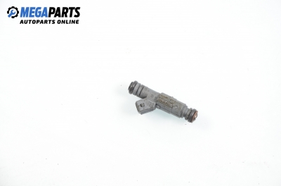 Дюза бензин за BMW X5 Series E53 (05.2000 - 12.2006) 4.4 i, 286 к.с., № Bosch 0 280 155 823