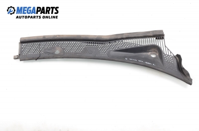Кора под чистачки за Ford Focus I Hatchback (10.1998 - 12.2007), 4+1 вр., хечбек, позиция: дясна