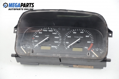 Километраж за Volkswagen Golf III Hatchback (08.1991 - 07.1998) 1.4, 60 к.с.