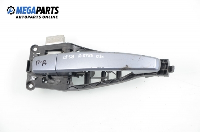 Външна дръжка за Opel Astra H Hatchback (01.2004 - 05.2014), 4+1 вр., хечбек, позиция: предна, дясна