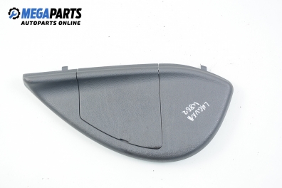 Интериорна пластмаса за Renault Laguna II Hatchback (03.2001 - 12.2007), хечбек