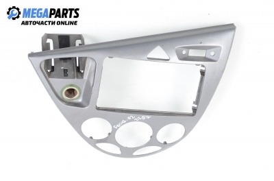 Интериорна пластмаса за Ford Focus I Hatchback (10.1998 - 12.2007), 4+1 вр., хечбек