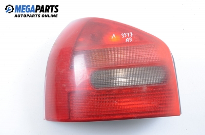 Стоп за Audi A3 Hatchback I (09.1996 - 05.2003), позиция: лява