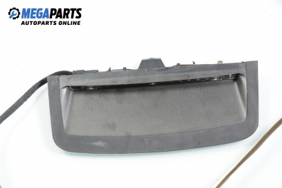 Трети стоп за Opel Vectra B Hatchback (10.1995 - 07.2003), хечбек